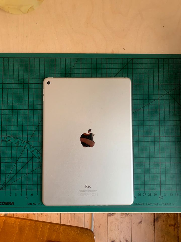 Apple IPad Air 2 (32GB) in Weimar