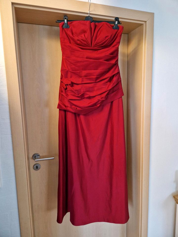 Mariposa Ballkleid Abendkleid Cocktailkleid Gr. 40 weinrot in Rödermark