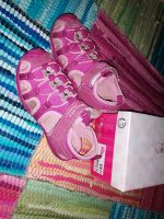 Kinderschuhe Sandalen gr. 29 pink Glitzer Cupcake mit Karton Nordrhein-Westfalen - Voerde (Niederrhein) Vorschau