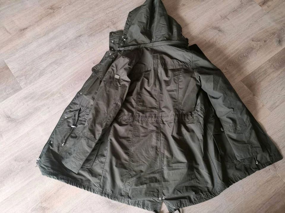 Damen Sommerjacke Parka von Mexx Gr. 36 khaki-grün wie neu in Werl