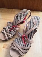 Pumps mit Riemchen von Camper hellbraun, roter Absatz Größe 38 Bonn - Endenich Vorschau