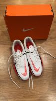 Hallenfußballschuhe Fußballschuhe Nike Phantom Größe 33,5 Baden-Württemberg - Sinsheim Vorschau