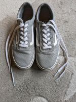 Coole Vans Größe 35 grau weiß 1 x getragen Sneaker Mädchen Kinder Nordrhein-Westfalen - Frechen Vorschau