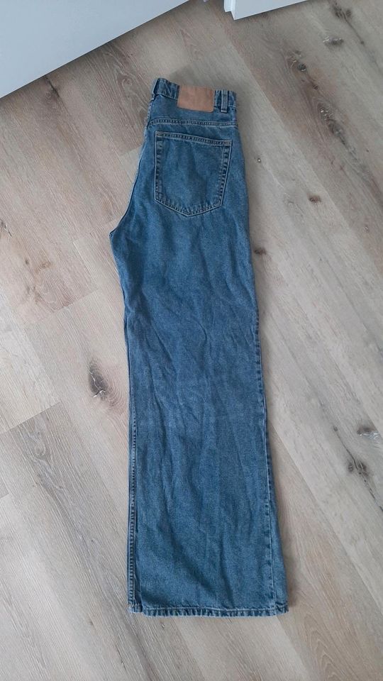 H&M Waight Leg jeans gr 40 in Düsseldorf