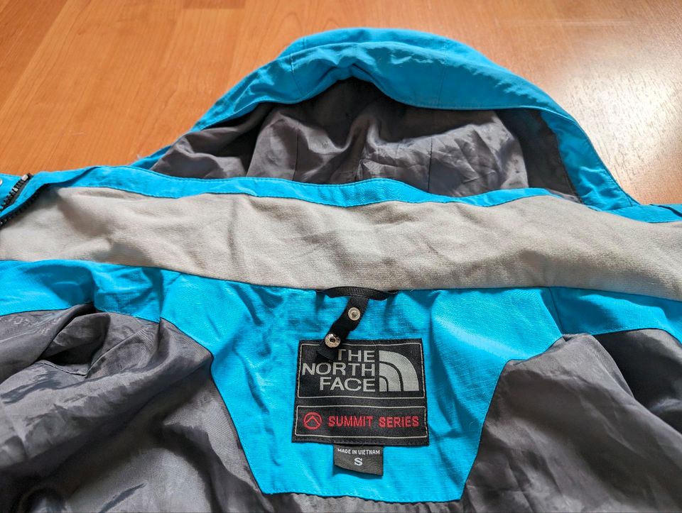 The North Face Summit Series Hardshelljacke Regenjacke Outdoor 36 in Essen