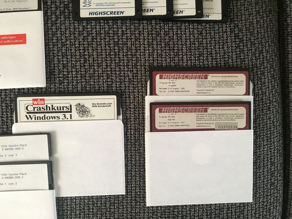 20 x Computer Bücher + original Software (1987-1994) in Großenhain