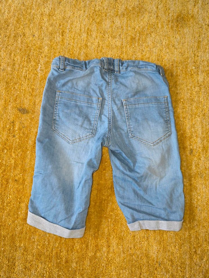 2 Villervalla Jeans Shorts 140 kurze Hosen in Berlin