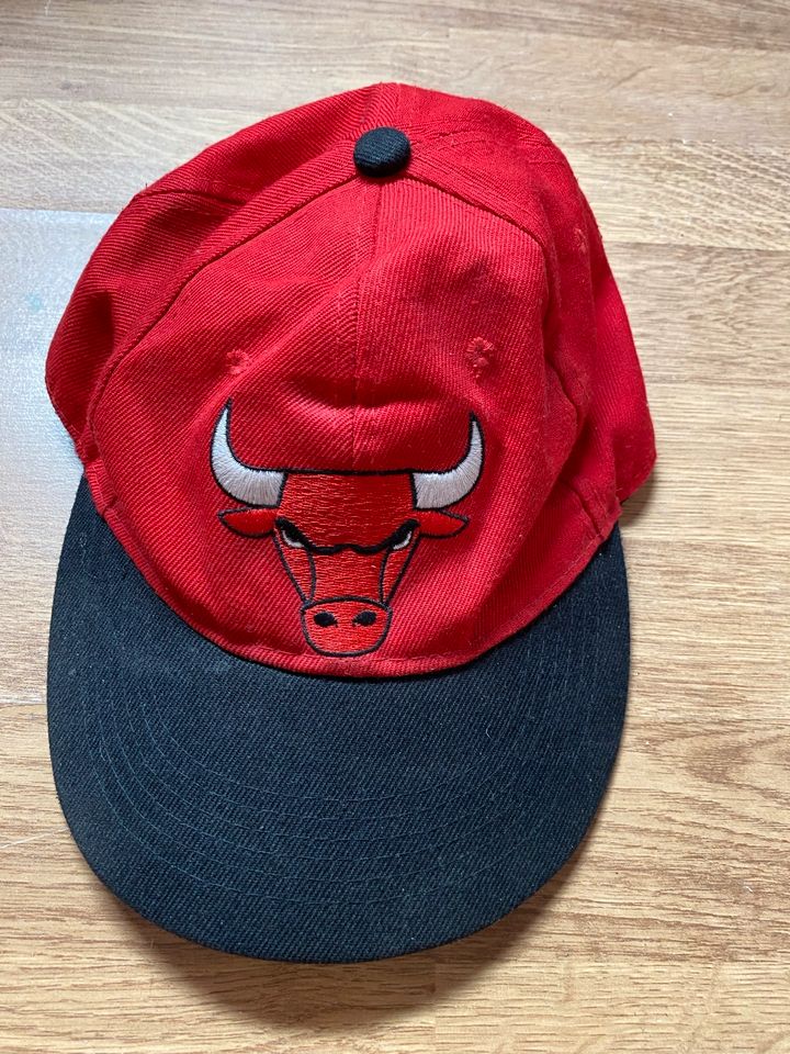 Chicago Bulls Cap Top rot schwarz Mütze in Leipzig