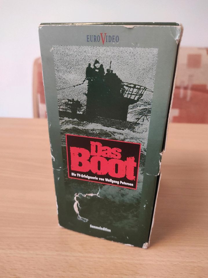 VHS Sammelbox "Das Boot" TV Serie mit Making Of Kult in Havetoft