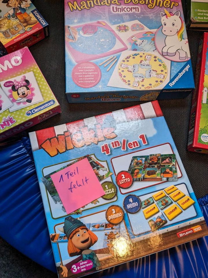 Spiele, Puzzle, Lernspiele für Kinder in Rech