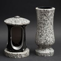 Grablampe Vase Grabschmuck Set  Grablaterne aus Granit schlesisch Nürnberg (Mittelfr) - Südstadt Vorschau