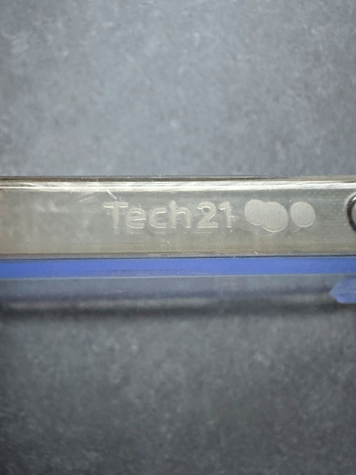 iPhone 14 Pro Original Tech21 Evo Clear Handyhülle TOP in Stade