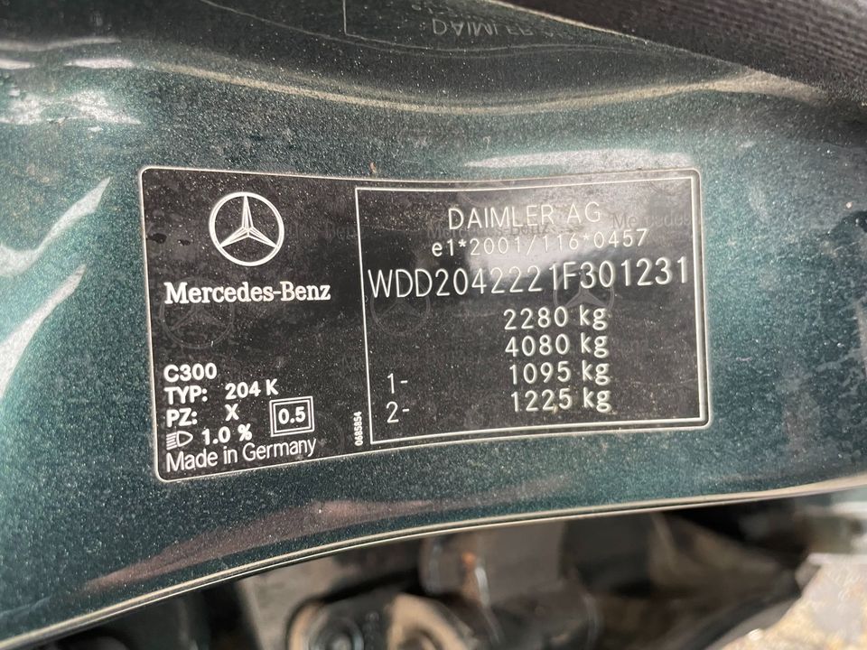 Mercedes C-Klasse W204 Kombi Türe Hinten Links + Rechts Grün 300U in Bönnigheim