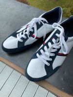 Tommy Hilfiger Schuh, Gr. 44 blau, weiß nur einmal getragen! Bayern - Starnberg Vorschau