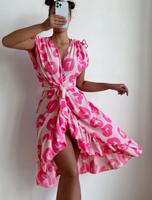Strandkleid S/36 pink Herz Kleid Sommer Urlaub Strand Hessen - Eschborn Vorschau