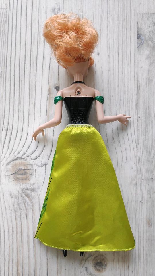 Mattel - Disneys Die Eiskönigin Anna, singende Puppe in Neumünster