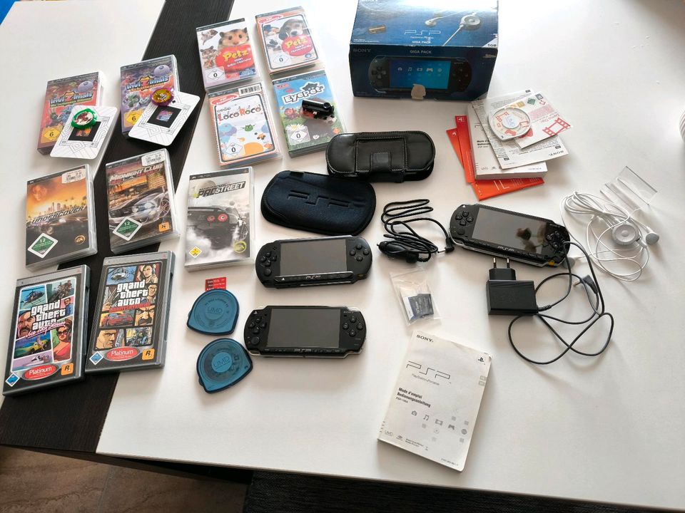 Playstation Portable PSP GIGA Pack Sammlung in Hövelhof