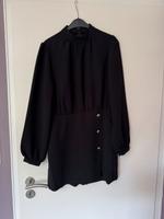 2 schwarze Jumpsuits Niedersachsen - Elze Vorschau