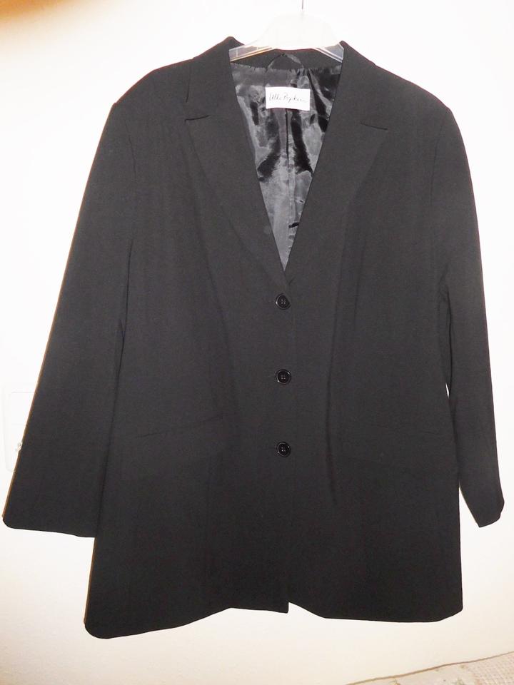 Ulla Popken- schicke Jacke/Blazer, schwarz, syntet. Gr. 56, Top in Celle