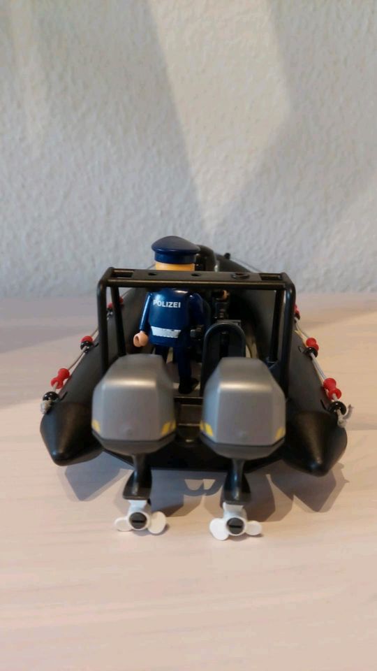 Playmobil Polizeiboot in Berlin