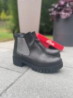 Schwarze Lederstiefeletten von s.Oliver Nürnberg (Mittelfr) - Aussenstadt-Sued Vorschau