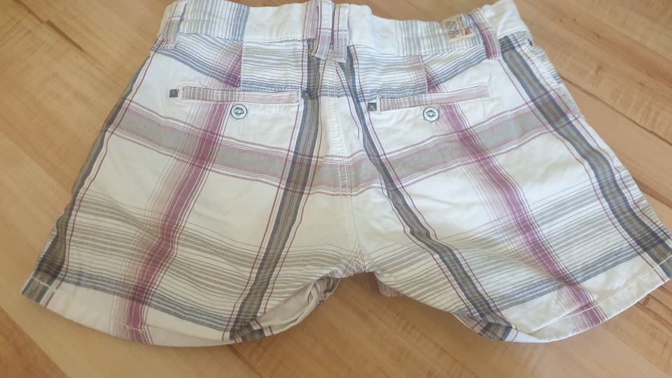 Tommy Hilfinger Denim Damenshort Gr. W 26 beige  kariert in Lilienthal