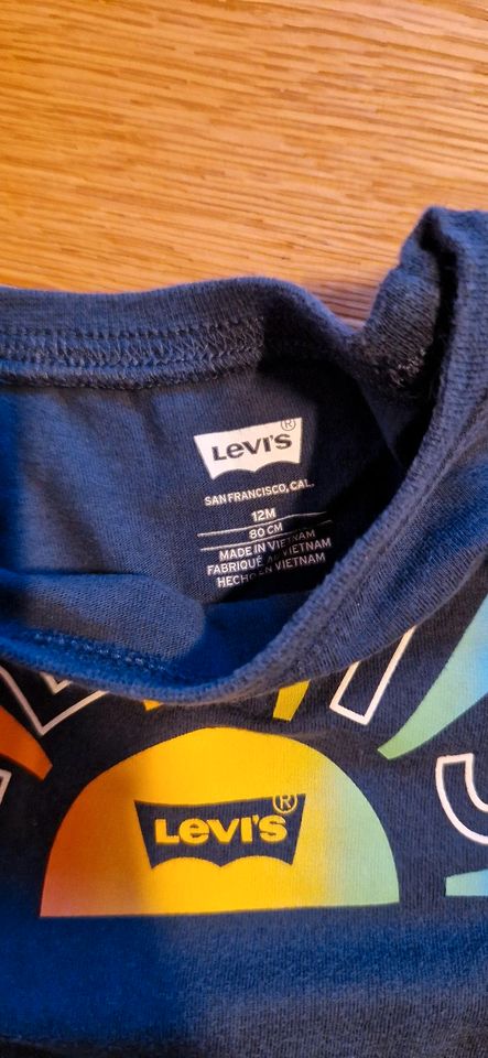 Levis T-Shirt langarm 80 in Hamburg