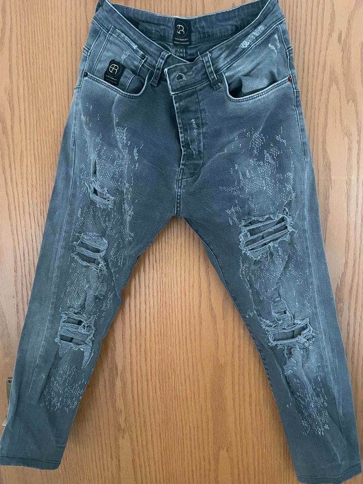 Herren Designer Jeans von Elias Rumelis in Größe 32 in Steinau an der Straße