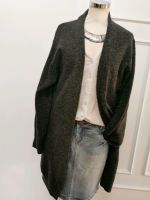 Zara Cardigan grau M Oversize 38 Strickjacke warm anthrazit Niedersachsen - Oldenburg Vorschau