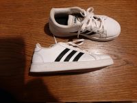 Adidas Sneaker weiss Leider Grösse 32 Bayern - Ergolding Vorschau