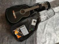 Gitarre Yamaha C40 BL, Gitarrentasche, Stimmgerät, Plektren Parchim - Landkreis - Plate Vorschau