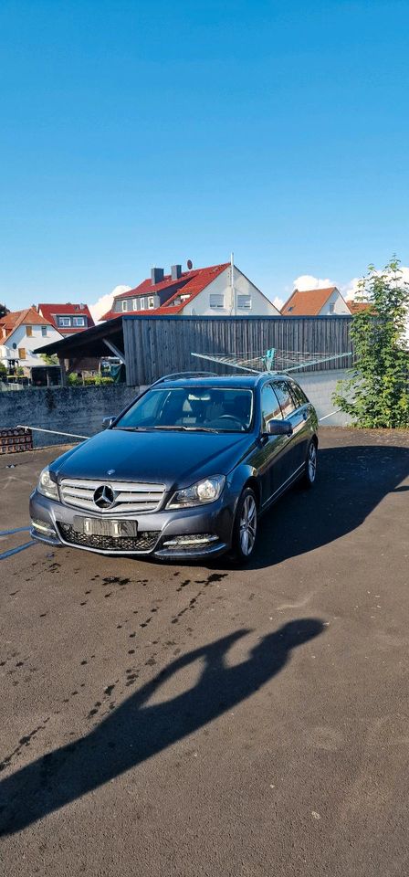 Mercedes Benz C Klasse W204 Facelift Automatik Ahk in Butzbach