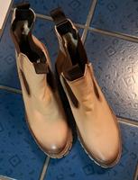 Damen Winterhalbstiefel Größe 39 Bugatti Friedrichshain-Kreuzberg - Kreuzberg Vorschau