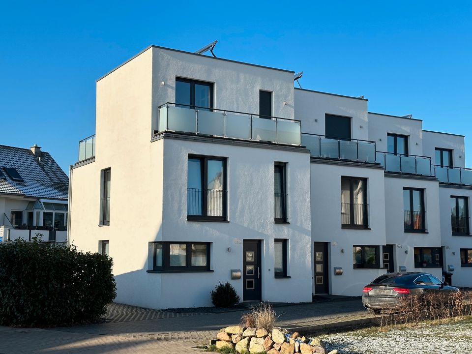 Ihr neues IMMOBILIEN QUARTIER: 3 neuwertige Reihenhäuser im Paket für Kapitalanleger am Meer in Wunstorf