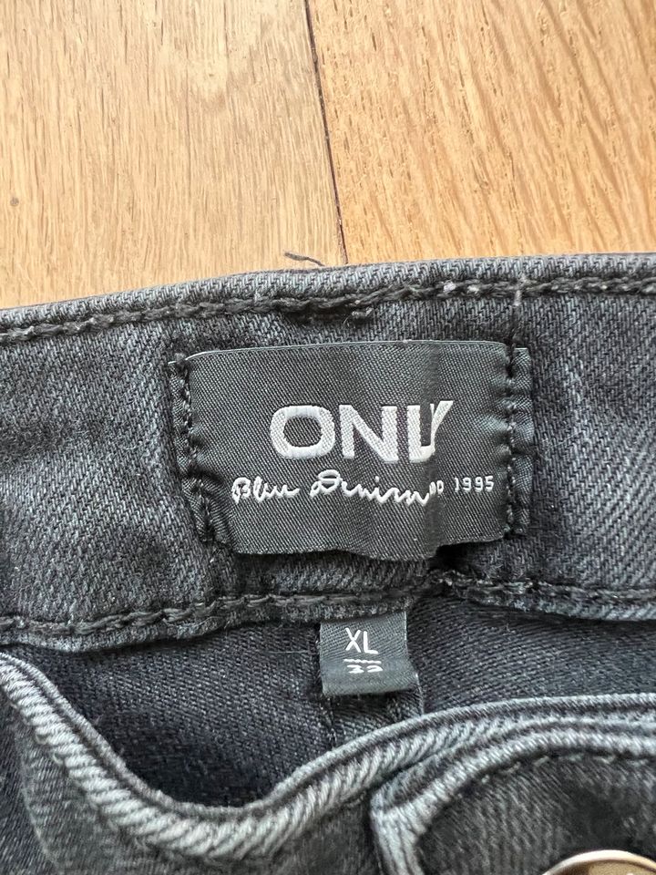 Only Jeans große XL /32 , ziemlich neu in München