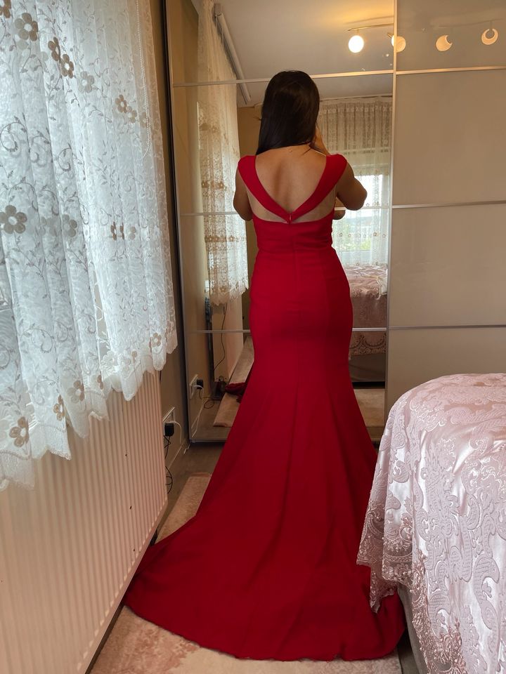 Rotes Kleid / Abendkleid / Abiye in Diez