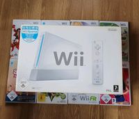 Nintendo Wii in OVP inkl. 9 Spielen + Controller + allen Kabeln Schleswig-Holstein - Wittenborn Vorschau