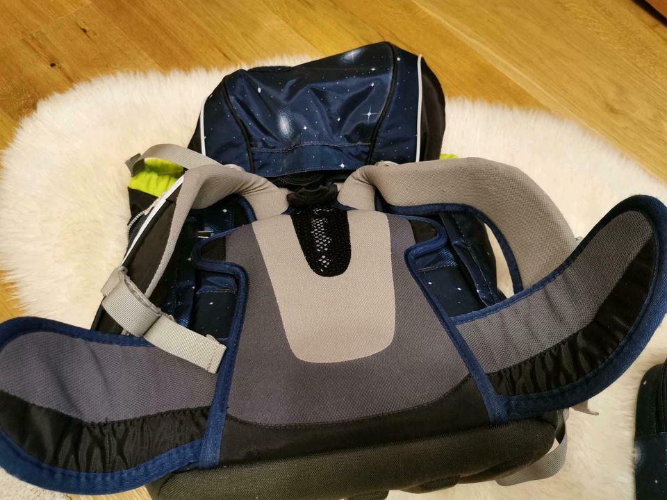 Ergobag, Galaxy, inkl. Mäppchen, Kletties und Regenschutz in Mespelbrunn