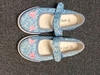 girlZ onlY Leinen Slipper Kletthalbschuh hellblau Blumen Gr. 28 Baden-Württemberg - Neckarsulm Vorschau