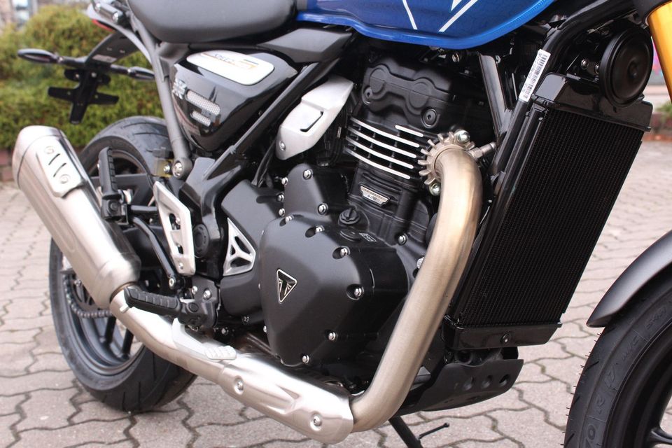 Triumph Speed 400 / Die Neue! in Rostock