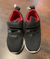 Led Schuhe / Sneaker mit Leuchtschrift schwarz rot Gr. 30 Wuppertal - Langerfeld-Beyenburg Vorschau