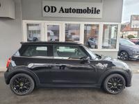 MINI COOPER SE Classic Trim/Navi/PDC/Teilleder/Sports Stuttgart - Feuerbach Vorschau