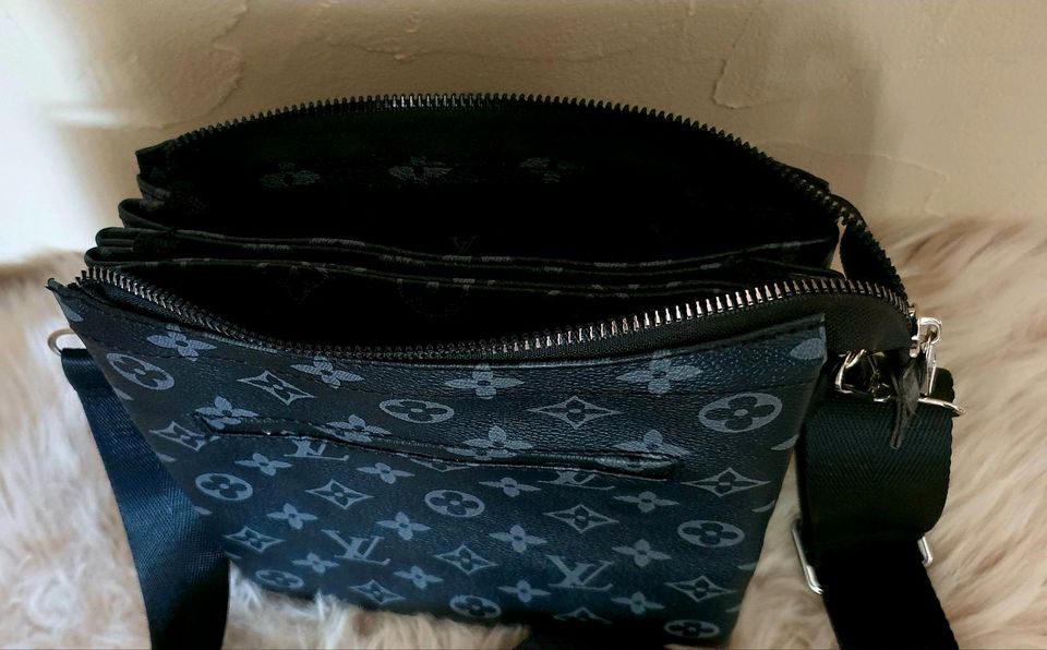 NEU: Da-Handtasche Tasche Cross Bag Schultertasche Umhängetasche in Legau