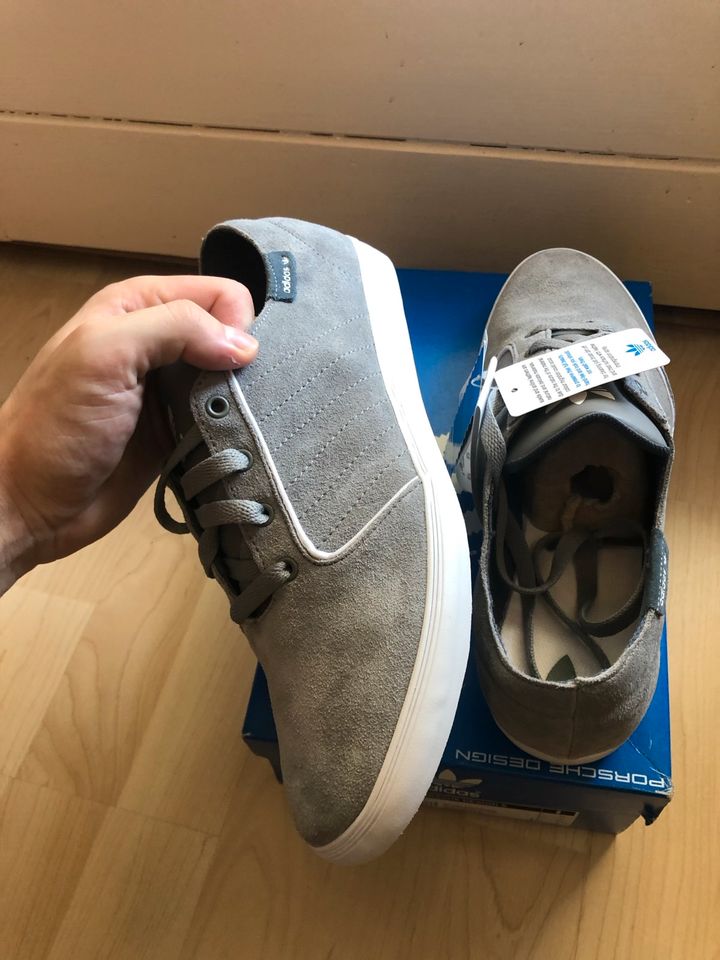 ‼️ Adidas Schuhe Sneaker Größe 44 GR. Neu Ungetragen ‼️ in Berlin