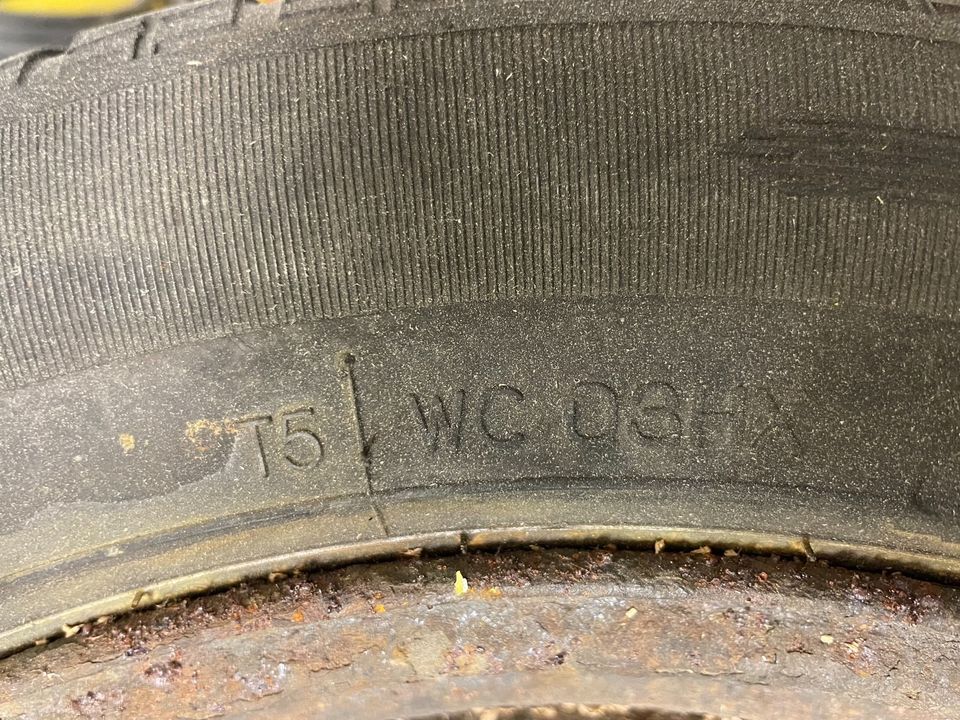 Gebrauchte Wintereifen 205/55 R16 94H Stahlfelgen in Ottenstein