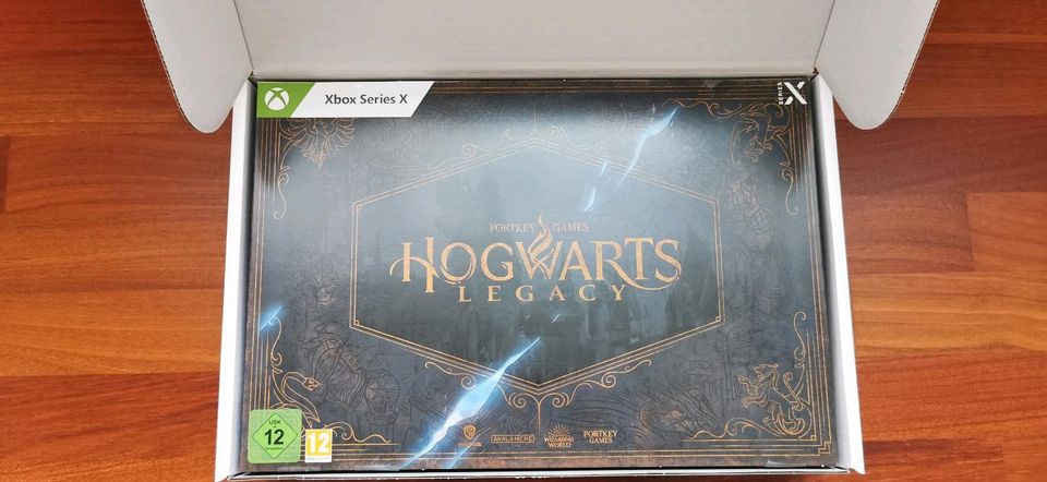 Hogwarts Legacy Collectors Edition NEU & OVP in Stuttgart