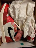 Jordan 1 retro High OG Spiderman Größe 46 neu Hessen - Kelkheim Vorschau