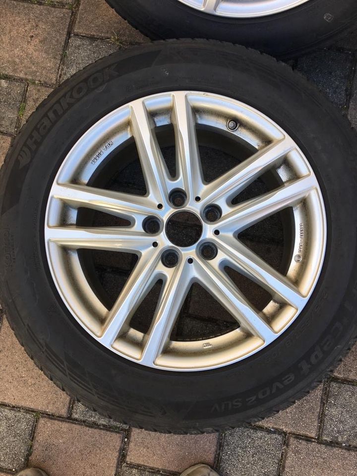 Alufelgen 8,5Jx18H2 für BMW X5 mit Winterreifen 255/55 R 18 in Haimhausen