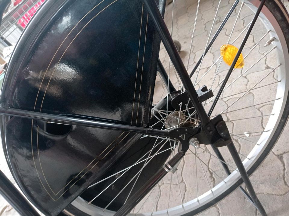 Damen Fahrrad Tiefeinsteiger, ohne Gänge  neuwertih in Bischofsgrün