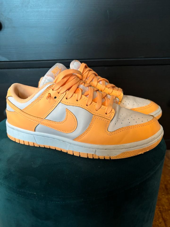 Nike Dunk low Peach cream 39 in Rothenburg o. d. Tauber